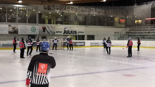 Glücklicher 1:0 Sieg gegen Bulldogs